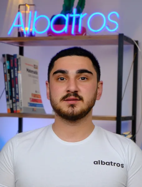 Öğretmen