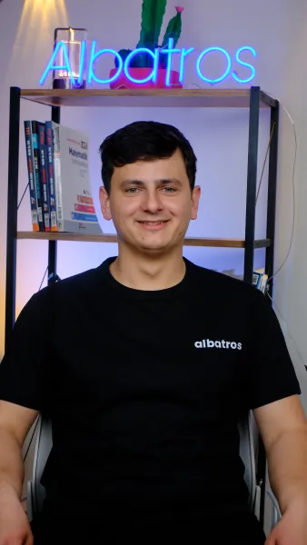 Öğretmen