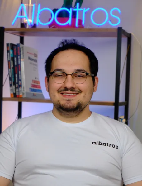 Öğretmen